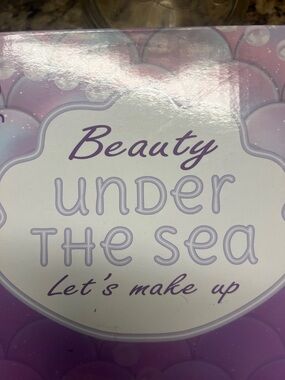Beauty Under The Sea Makeup Set - Purple